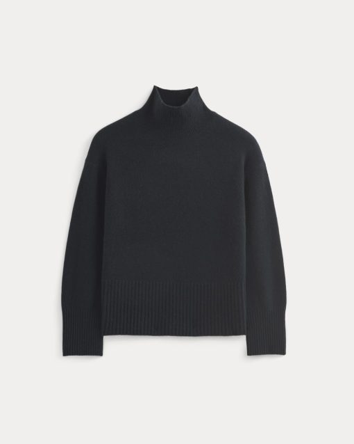 Alternative view of The Boxy Turtleneck in Cashmere | Navy