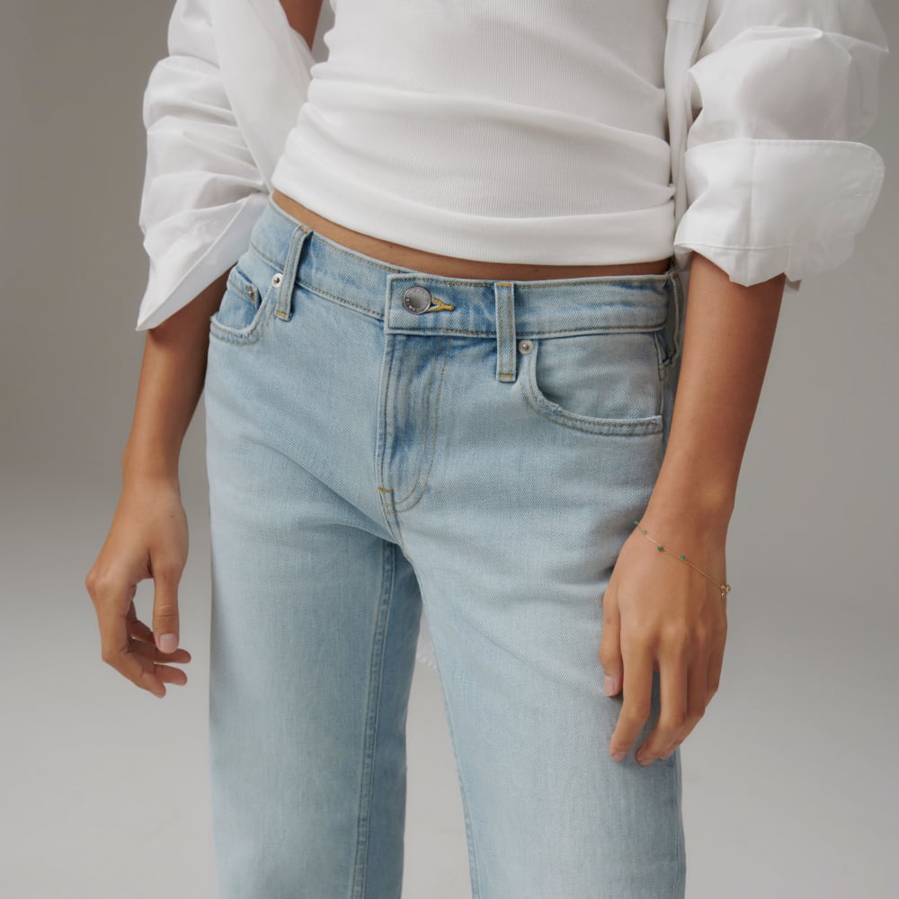 The Low-Rise Shortie Jean | Fog - Image 8