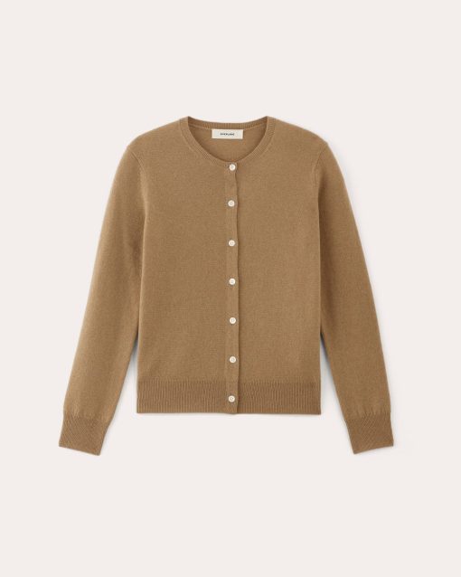 Alternative view of The Classic Cardigan in Cashmere | Tiger's Eye