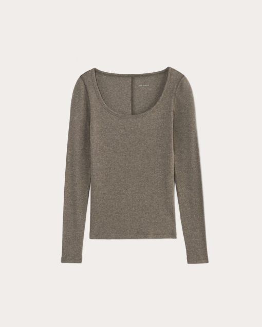 Alternative view of The Luxe Rib Long-Sleeve Scoop-Neck Tee | Heathered Fatigue