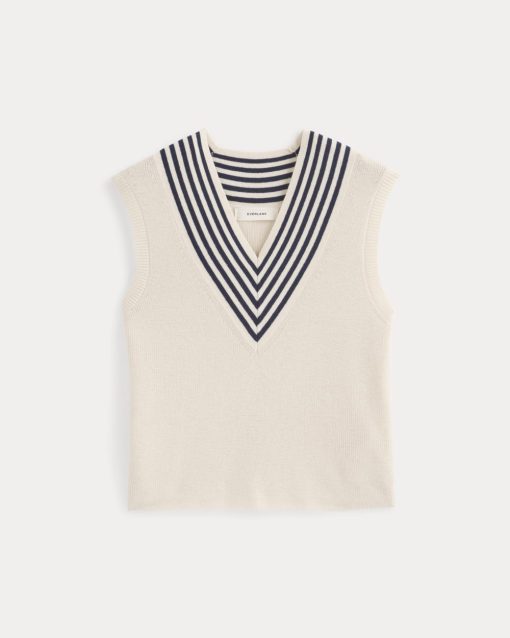 Alternative view of Relaxed V-Neck Vest in Cotton Merino | Canvas