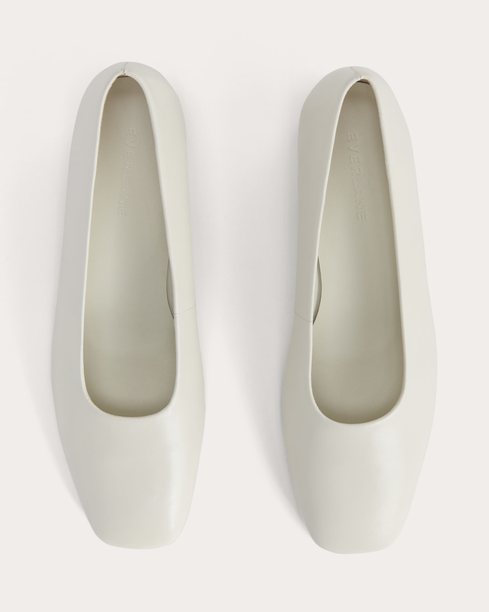 The Gallery Pump | Canvas - Image 2