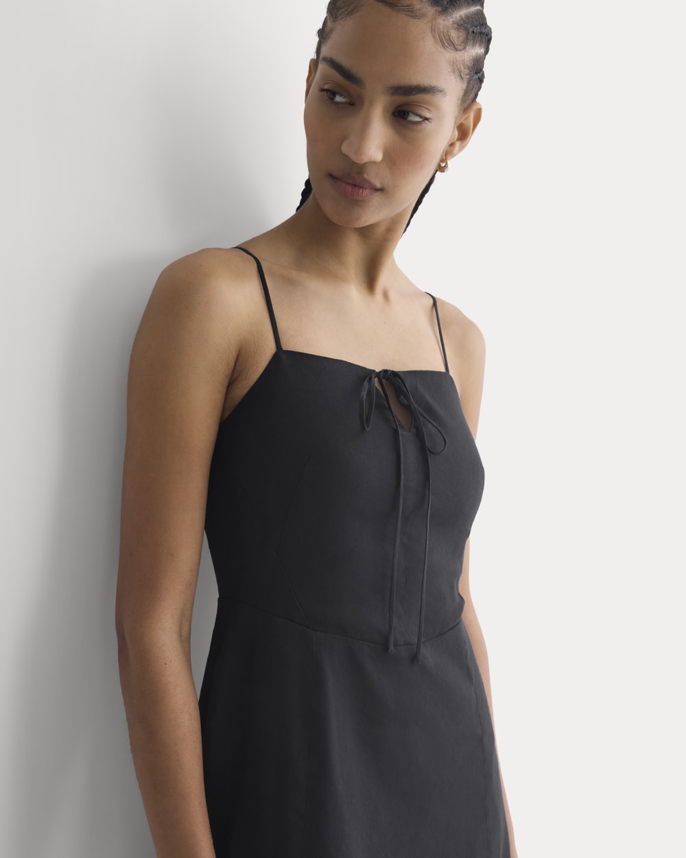 Tie-Neck Dress in Stretch Linen | Black - Image 3