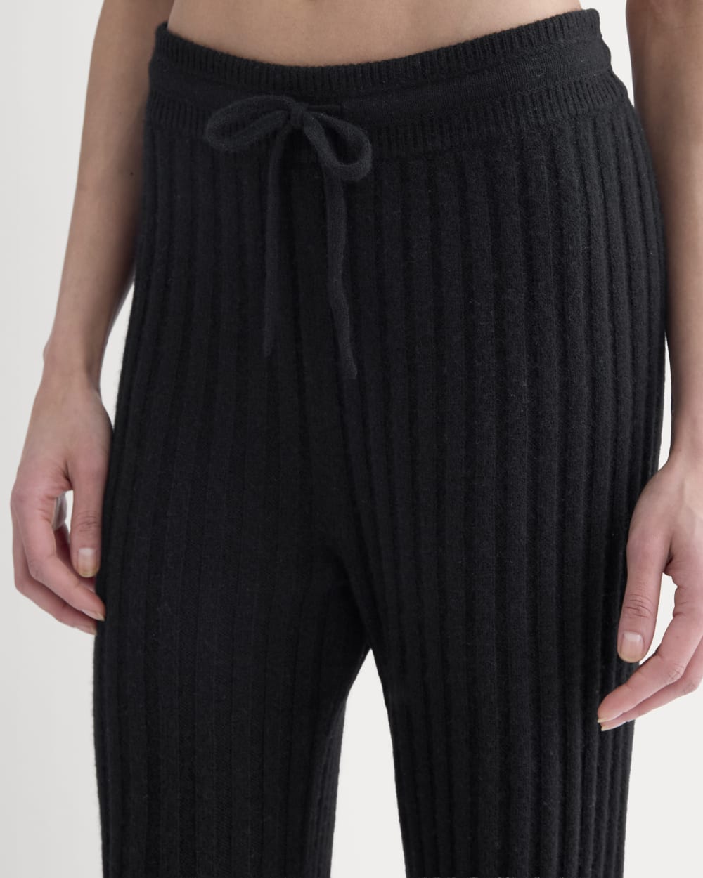 Straight-Leg Pant in Wool Cashmere | Black - Image 4