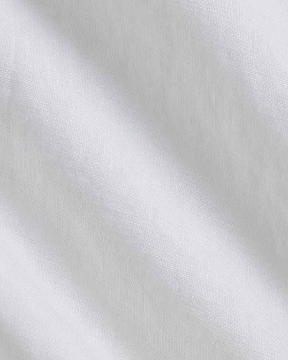The Classic Shirt in Linen | White - Image 6
