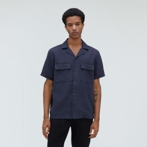 Alternative view of The Resort Shirt in Linen | Deep Navy