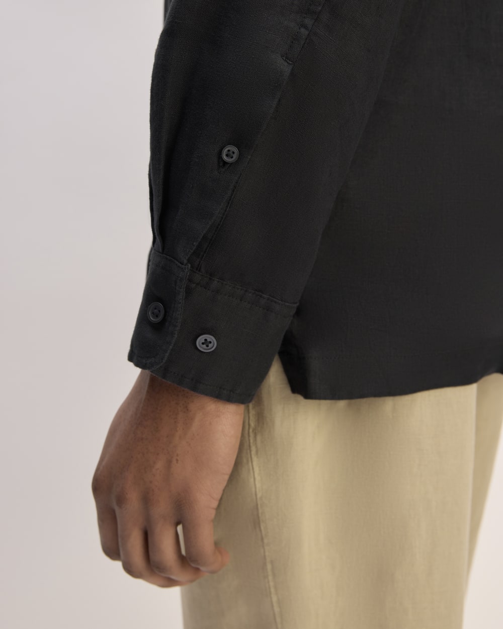 The Linen Straight Hem Shirt | Black - Image 5