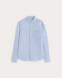 Alternative view of The Classic Shirt in Linen | Light Blue